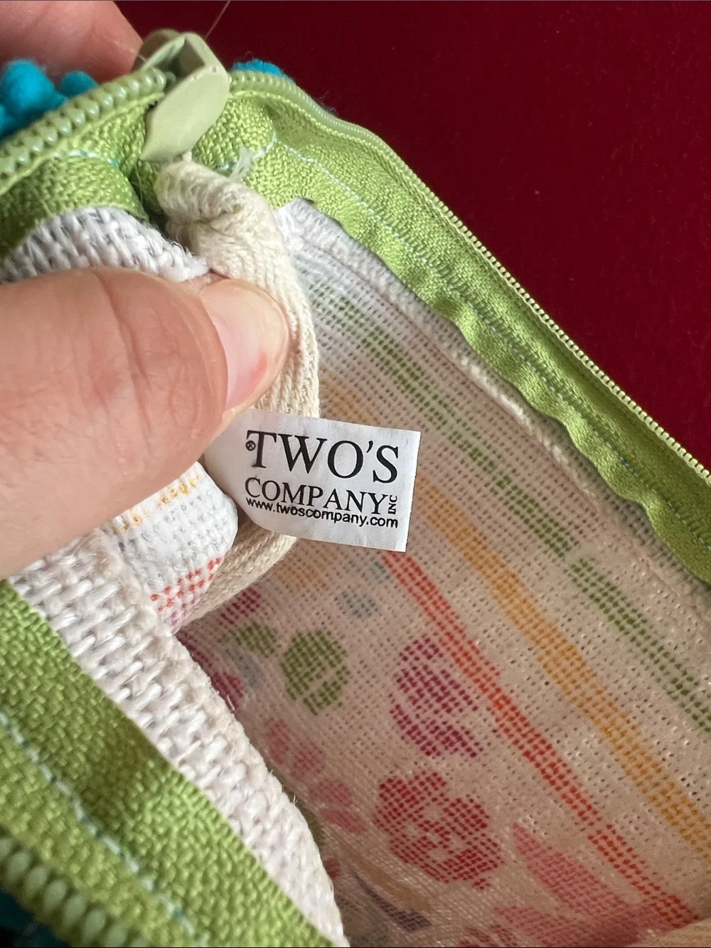 Two's Company floral embroidered design Pouch - Multicolor